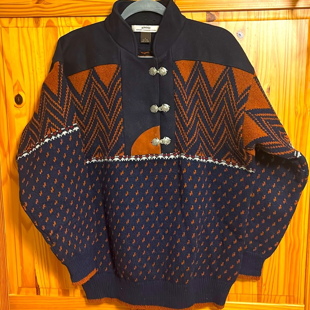 Sondre wool sweater authentic Norwegian design